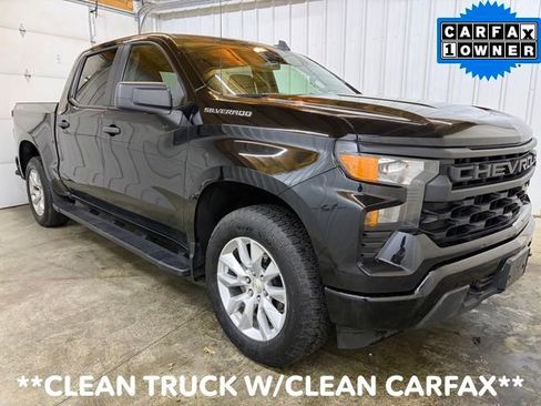 Used 2023 Chevrolet Silverado 1500 Custom AWD/4WD image 1