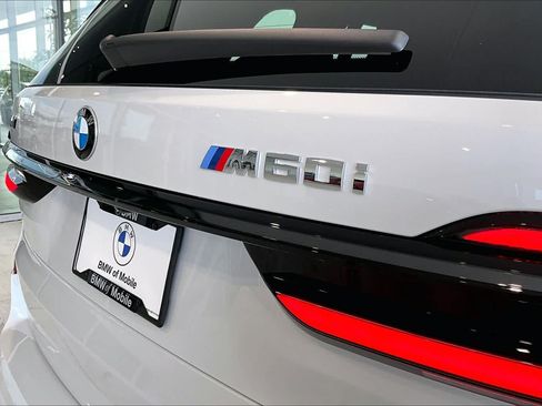New 2027 BMW X7 M60i AWD/4WD image 16