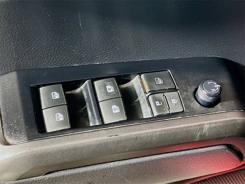 Certified 2023 Toyota Tacoma TRD Off-Road image 17