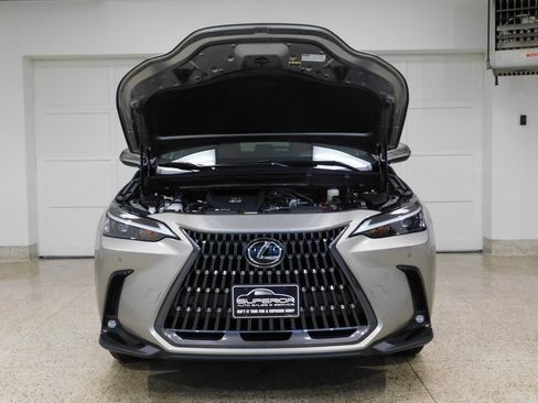Used 2025 Lexus NX 350 350 Premium w/ Accessory Package (2T) image 15