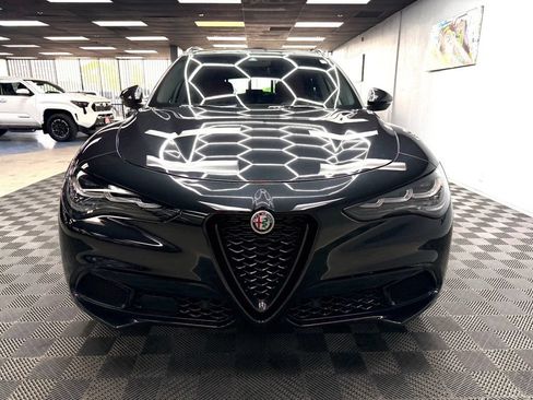 Used 2024 Alfa Romeo Stelvio Veloce AWD/4WD image 4