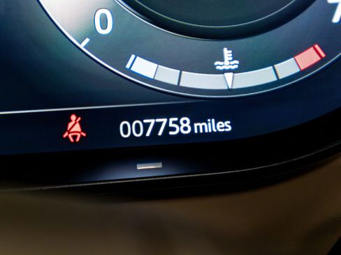 Used 2025 Land Rover Range Rover SE AWD/4WD image 10