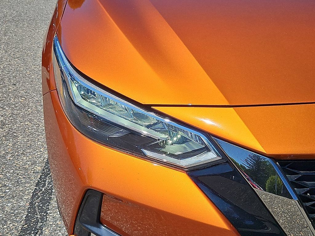 Used 2022 Nissan Sentra SR FWD image 10