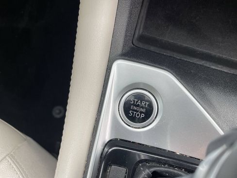 Used 2019 Nissan Altima 2.5 Platinum FWD image 26