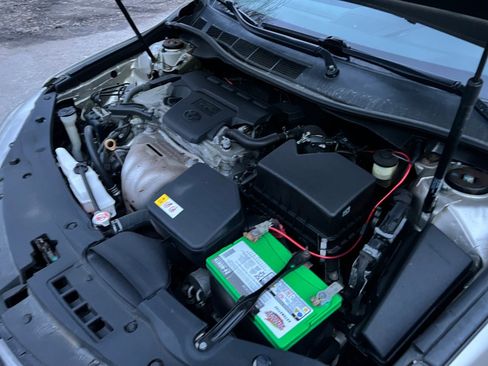 Used 2017 Toyota Camry SE image 33