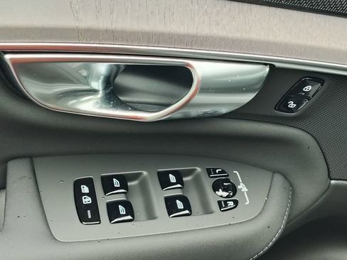 New 2026 Volvo XC90 B6 Ultra w/ Protection Package image 10