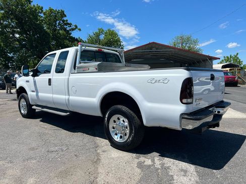Used 2005 Ford F250 XLT AWD/4WD image 8