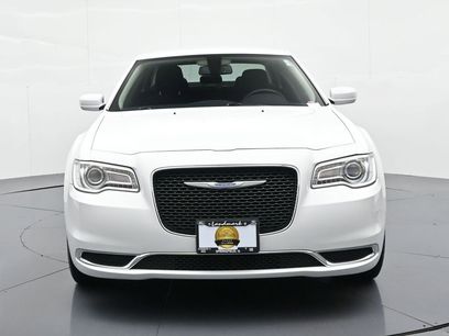 Used 2022 Chrysler 300 Touring