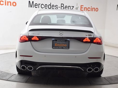 Used 2025 Mercedes-Benz E 53 AMG e 4MATIC Sedan image 5