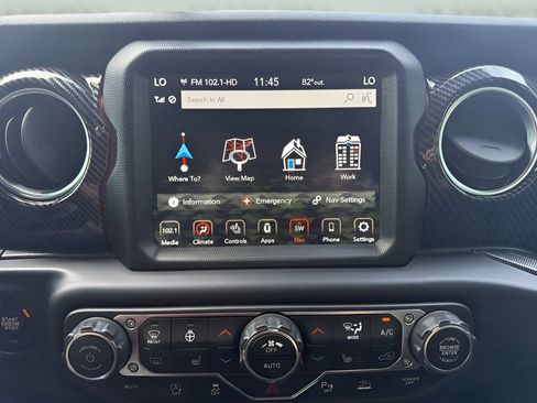 Used 2021 Jeep Wrangler Unlimited Rubicon AWD/4WD image 28