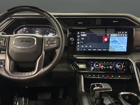 Used 2026 GMC Sierra 1500 Denali Ultimate AWD/4WD image 11