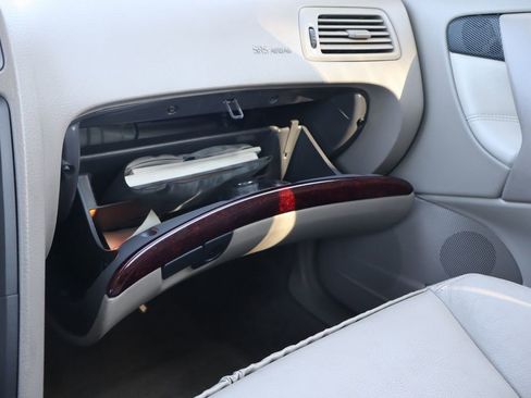 Used 2004 Volvo S60 2.5T image 37