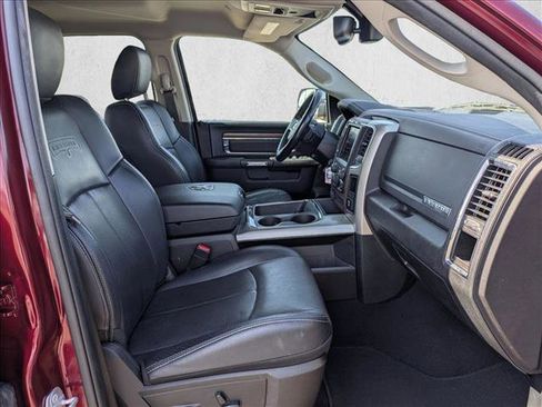 Used 2019 RAM 1500 Laramie image 19