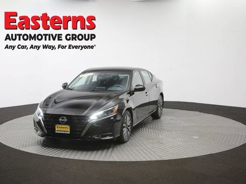 Used 2023 Nissan Altima 2.5 SV FWD image 53