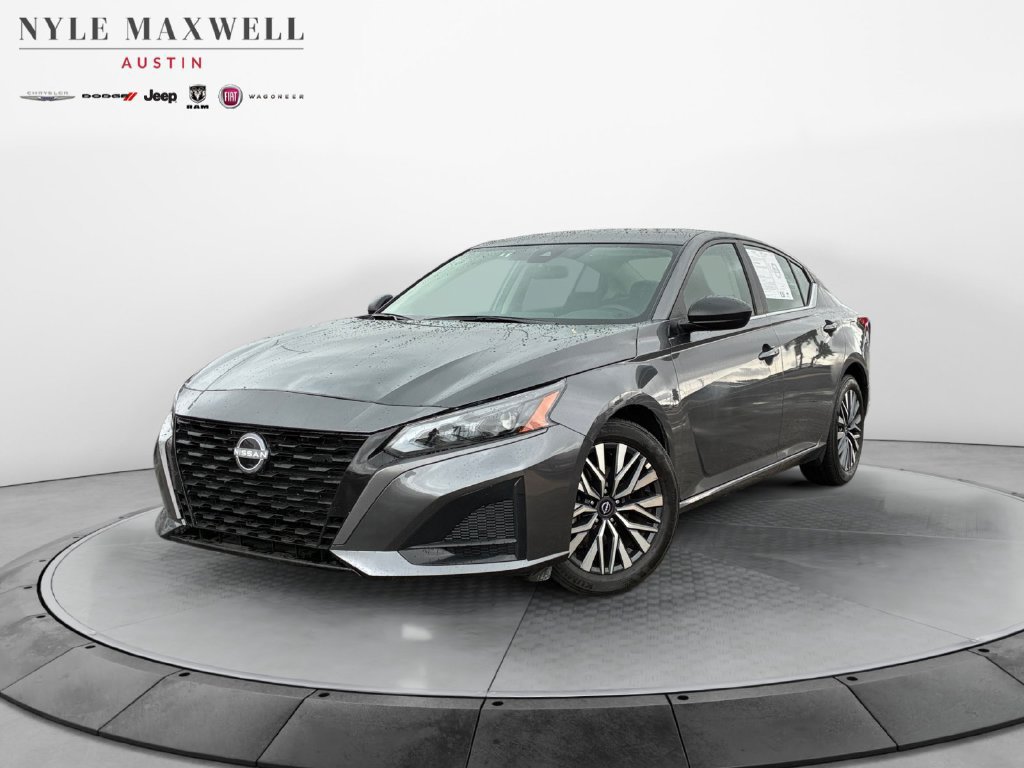 Used 2026 Nissan Altima 2.5 SV FWD image 1