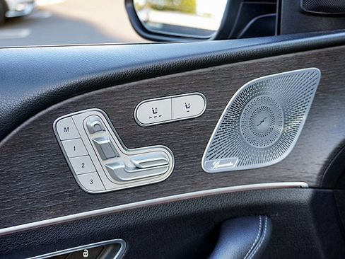 Used 2020 Mercedes-Benz GLE 350 image 25