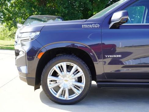 Used 2023 Chevrolet Tahoe High Country AWD/4WD image 5