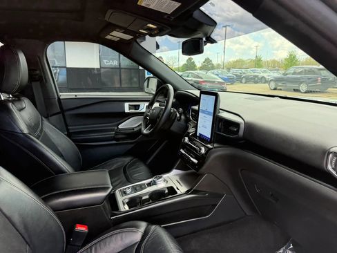 Used 2021 Ford Explorer ST w/ Equipment Group 401A AWD/4WD image 24