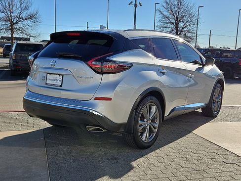 Used 2021 Nissan Murano Platinum w/ Cargo Package image 3