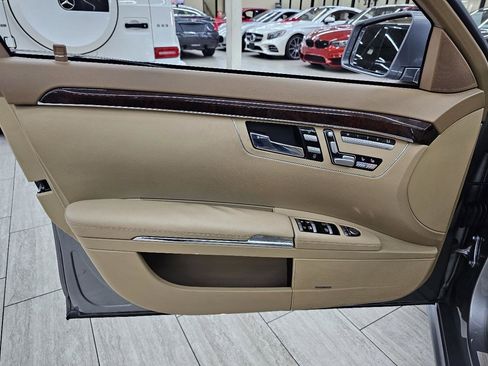 Used 2010 Mercedes-Benz S 550 image 39