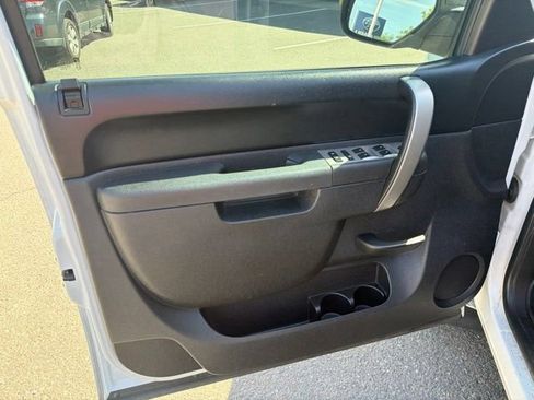 Used 2011 Chevrolet Silverado 1500 LT w/ All-Star Edition AWD/4WD image 11