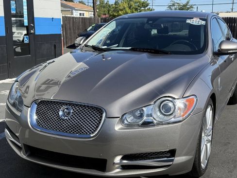 Used 2010 Jaguar XF Supercharged RWD image 17