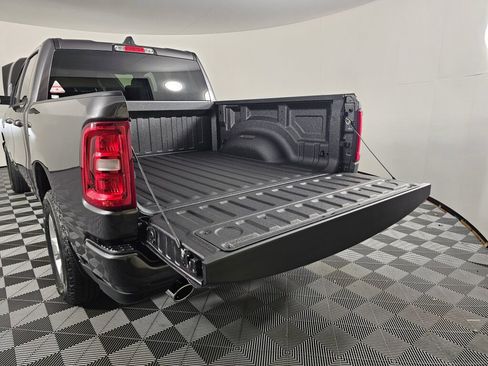 New 2026 RAM 1500 Big Horn w/ Sport Appearance Package AWD/4WD image 15
