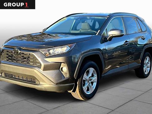 Certified 2020 Toyota RAV4 XLE image 1