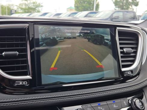 New 2026 Chrysler Pacifica Limited w/ S Appearance Package image 31