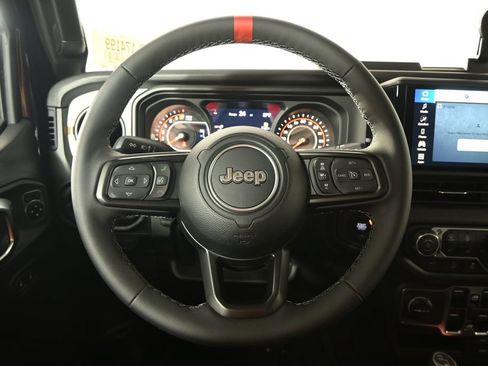 Used 2026 Jeep Gladiator Sport AWD/4WD image 34