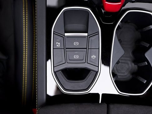 Used 2021 Lamborghini Urus image 71