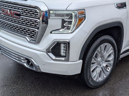 Used 2021 GMC Sierra 1500 Denali w/ Denali Premium Package AWD/4WD image 9