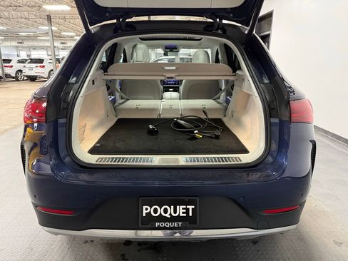 Used 2023 Mercedes-Benz EQE 350+ 4MATIC SUV w/ Exclusive Trim Package image 21