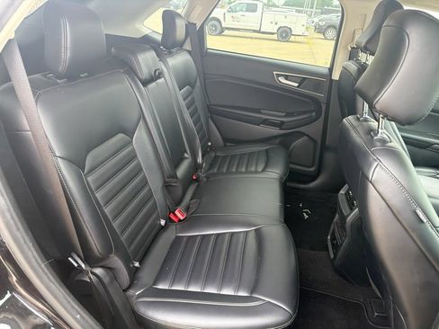 Used 2024 Ford Edge SEL AWD/4WD image 12