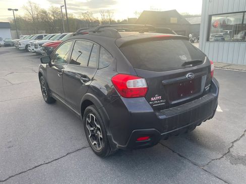 Used 2016 Subaru Crosstrek 2.0i Premium image 3