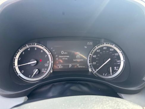 Used 2022 Toyota Highlander XLE AWD/4WD image 18