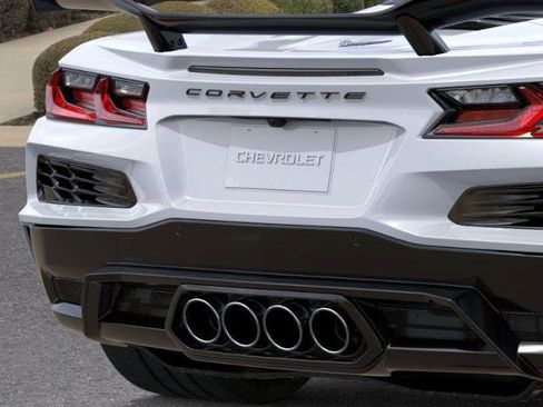 New 2026 Chevrolet Corvette Z06 w/ Z07 Performance Package RWD image 34