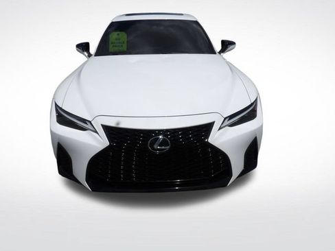Used 2024 Lexus IS 300 F Sport RWD image 2
