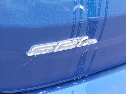 Certified 2021 Ford Edge SEL w/ Convenience Package image 10