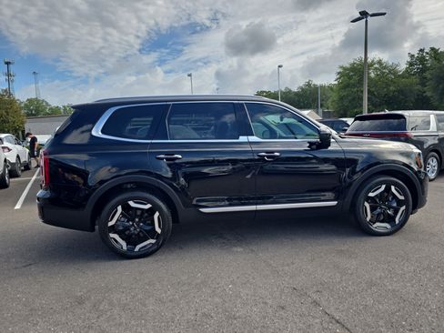 Certified 2024 Kia Telluride S AWD/4WD image 8