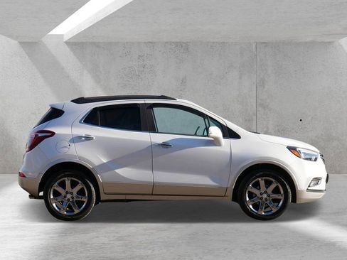 Used 2017 Buick Encore Essence w/ Experience Buick Package AWD/4WD image 2