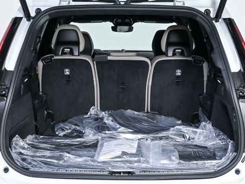 New 2026 Volvo XC90 B6 Ultra w/ Lounge Package AWD/4WD image 32