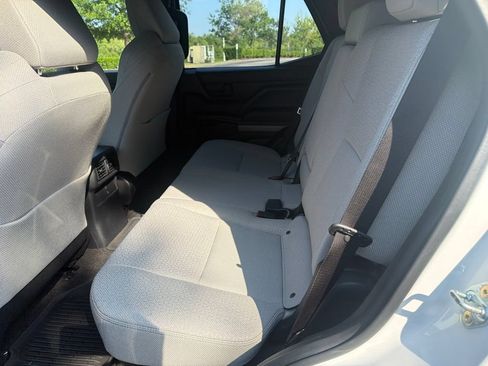 Used 2025 Toyota 4Runner SR5 RWD image 10