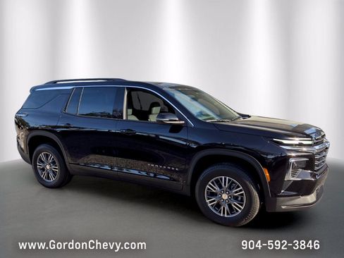 New 2026 Chevrolet Traverse LT FWD image 10