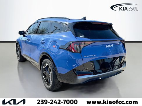 New 2026 Kia Sportage SX FWD image 3