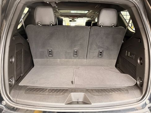 Used 2021 GMC Yukon SLT image 8