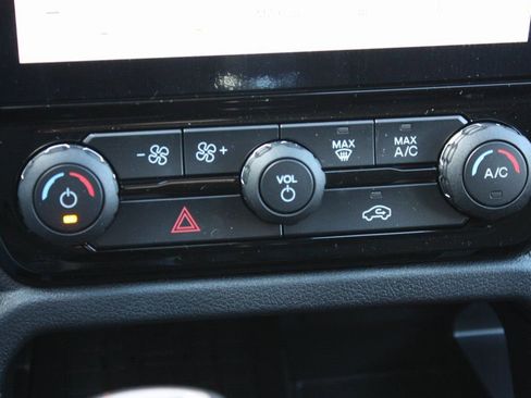 New 2025 Ford Ranger XLT w/ Equipment Group 301A High AWD/4WD image 26