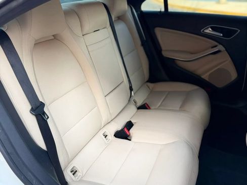 Used 2017 Mercedes-Benz CLA 250 image 48