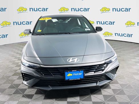 Certified 2025 Hyundai Elantra Sport FWD image 2