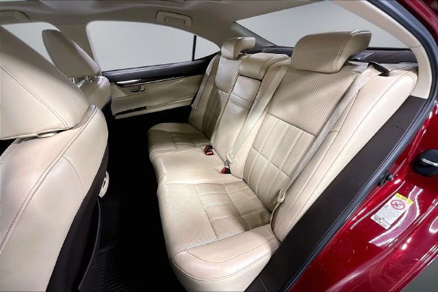 Used 2018 Lexus ES 350 w/ Luxury Package w/Wood Trim FWD image 21